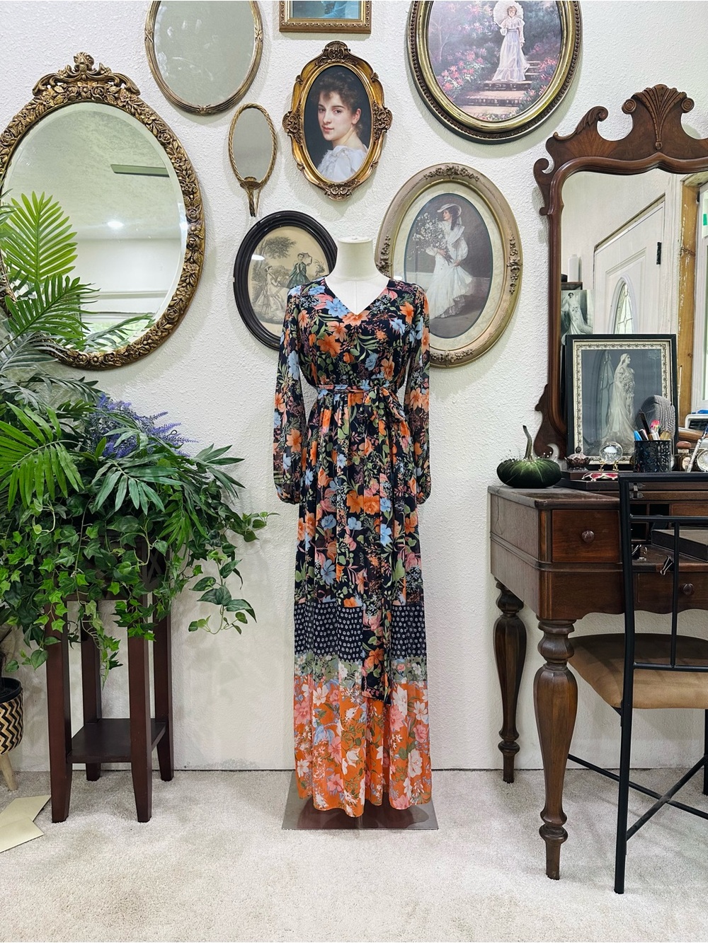 Floral V-Neck Long Sleeve Maxi Dress - Black & Orange
